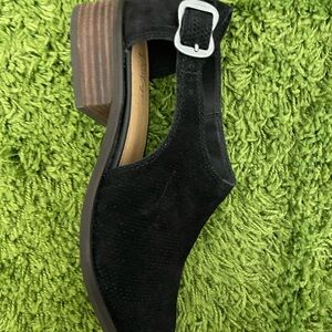 Suede Black Women's Shoe with Buckle